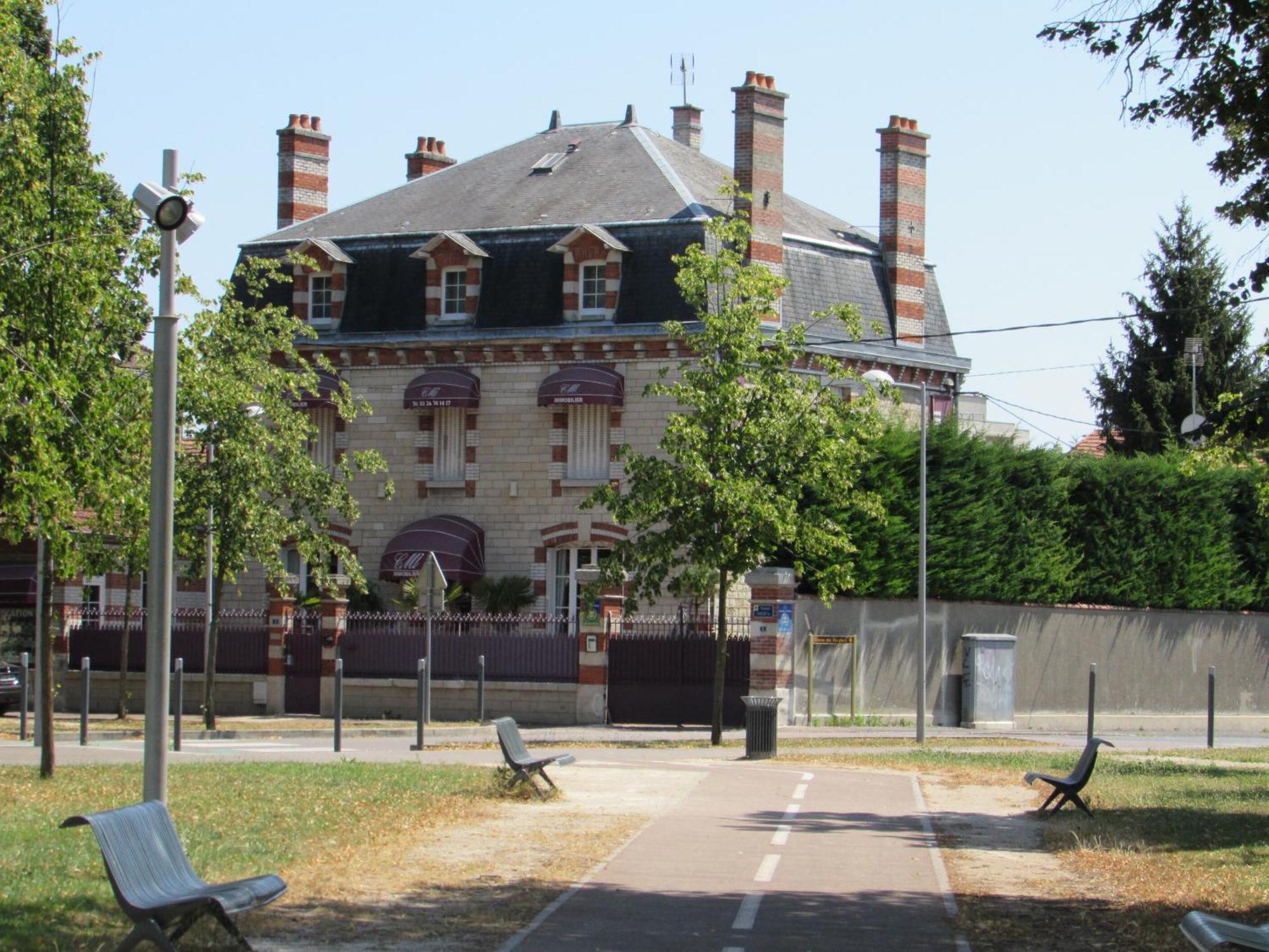Manoir François 1er Vitry-le-François Exterior foto